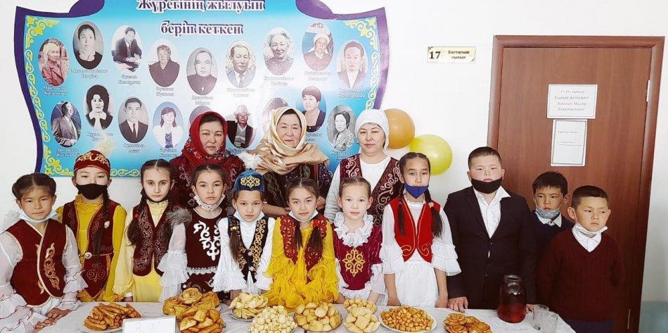 Мектебімізде "Бауырсақ - PARTY" байқауы өтті